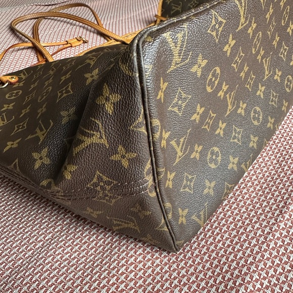 Louis Vuitton Neverfull GM - Picture 6 of 15